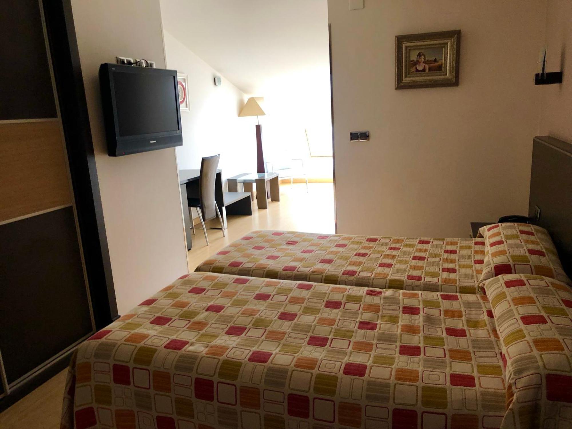 Hotel Villa De Cacabelos Zewnętrze zdjęcie