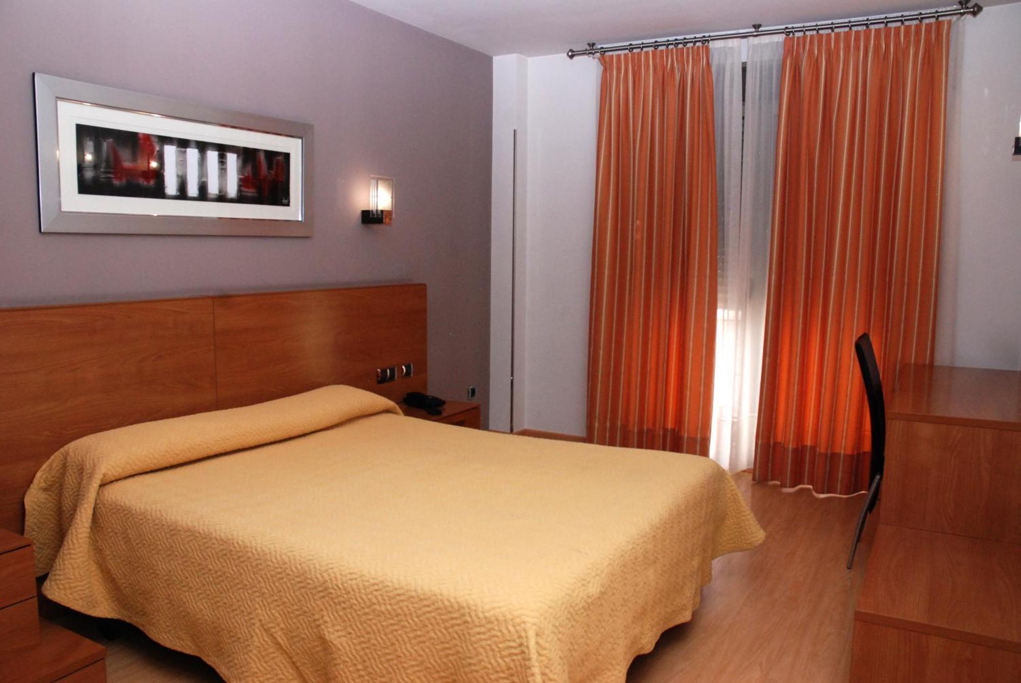 Hotel Villa De Cacabelos Zewnętrze zdjęcie