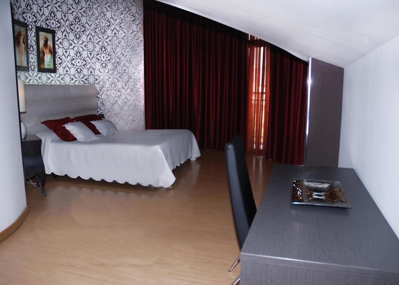 Hotel Villa De Cacabelos Zewnętrze zdjęcie