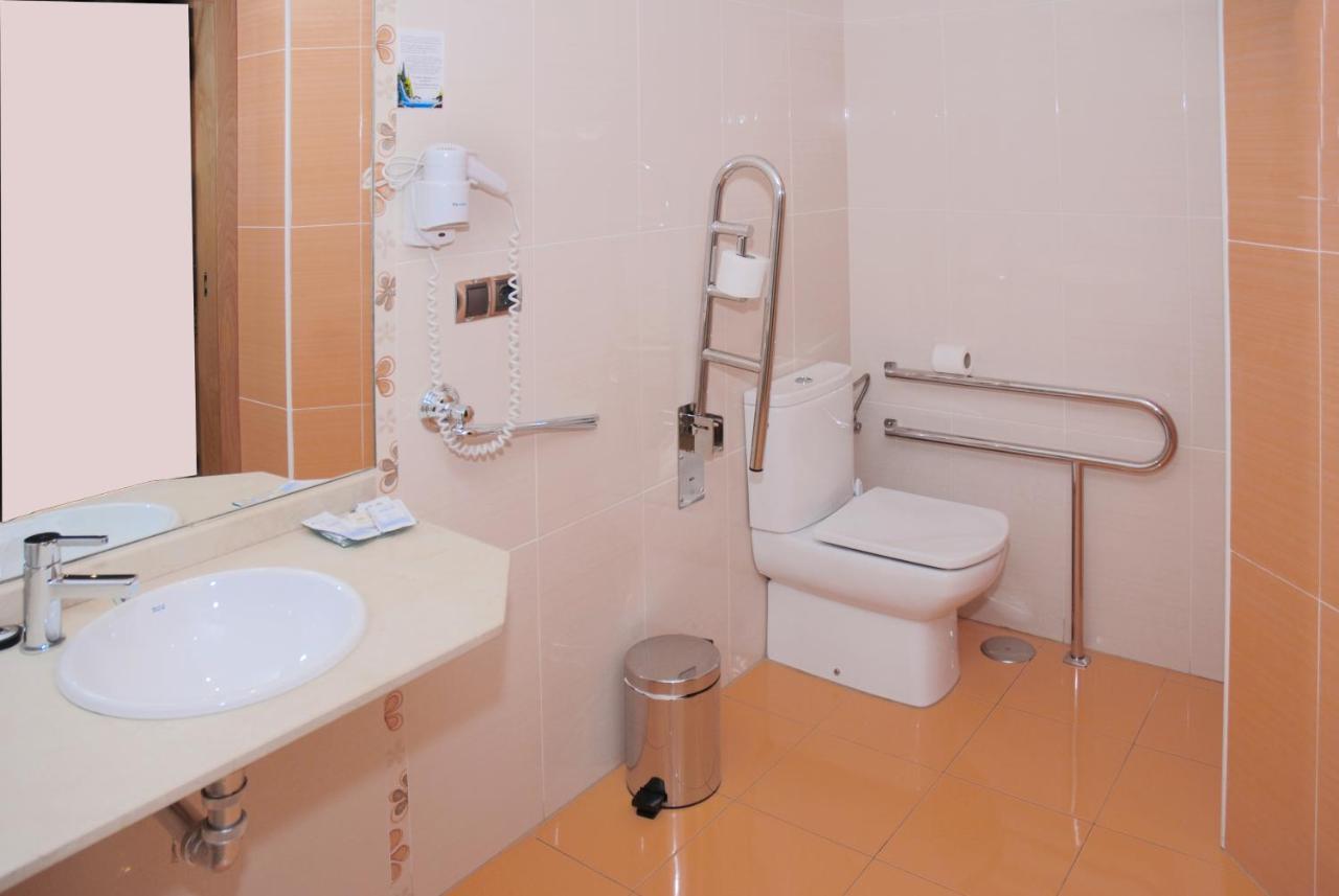 Hotel Villa De Cacabelos Zewnętrze zdjęcie
